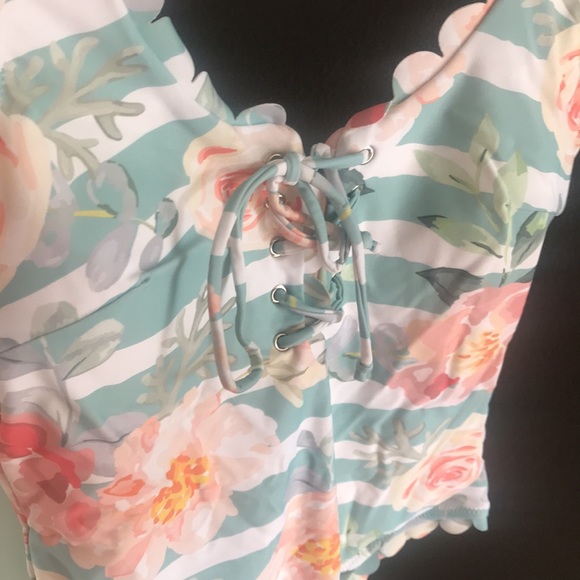 🔥1 hour sale - Cupshe, one piece swimsuit, floral pattern - Picture 7 of 7